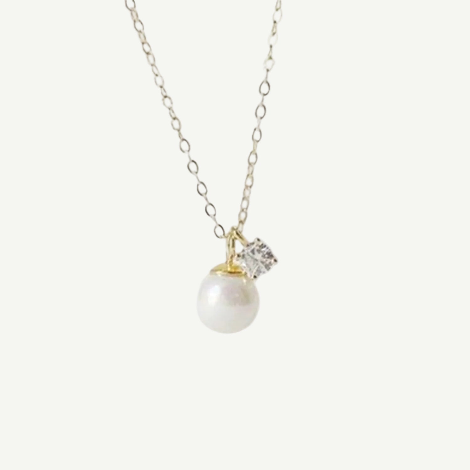 Gleam necklace