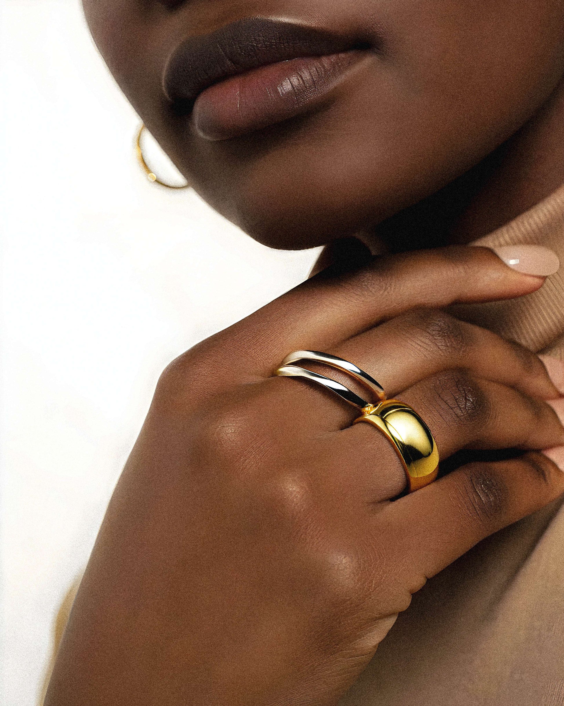 18K Gold Linea Ring – minimalist thin band jewellery by BILARRI