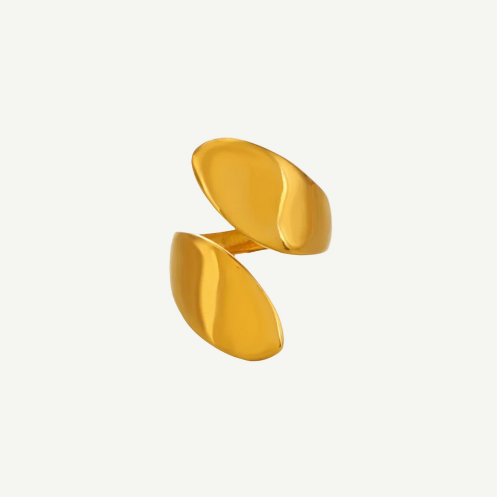 Sleek Everyday Gold Ring Mirra – 18K gold waterproof by BILARRI