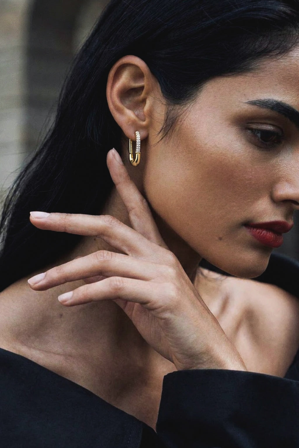 Elira Gold Earrings
