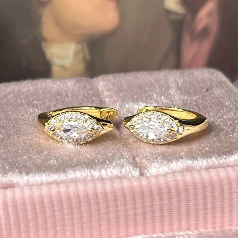 Moontrace Earring BILARRI